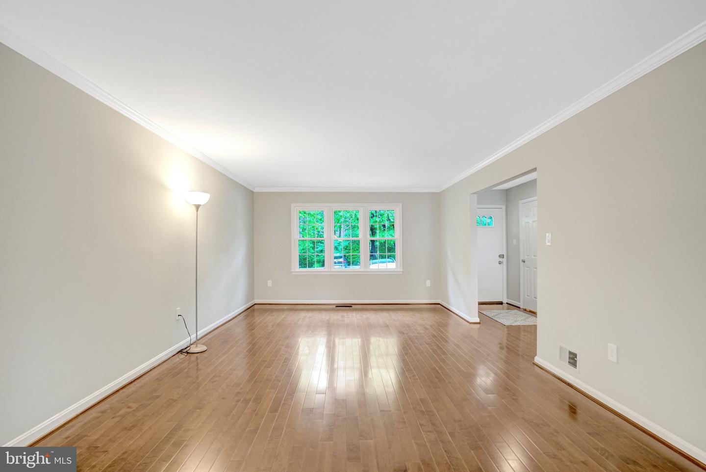 6402 Seven Oaks Ct Property Photo 8