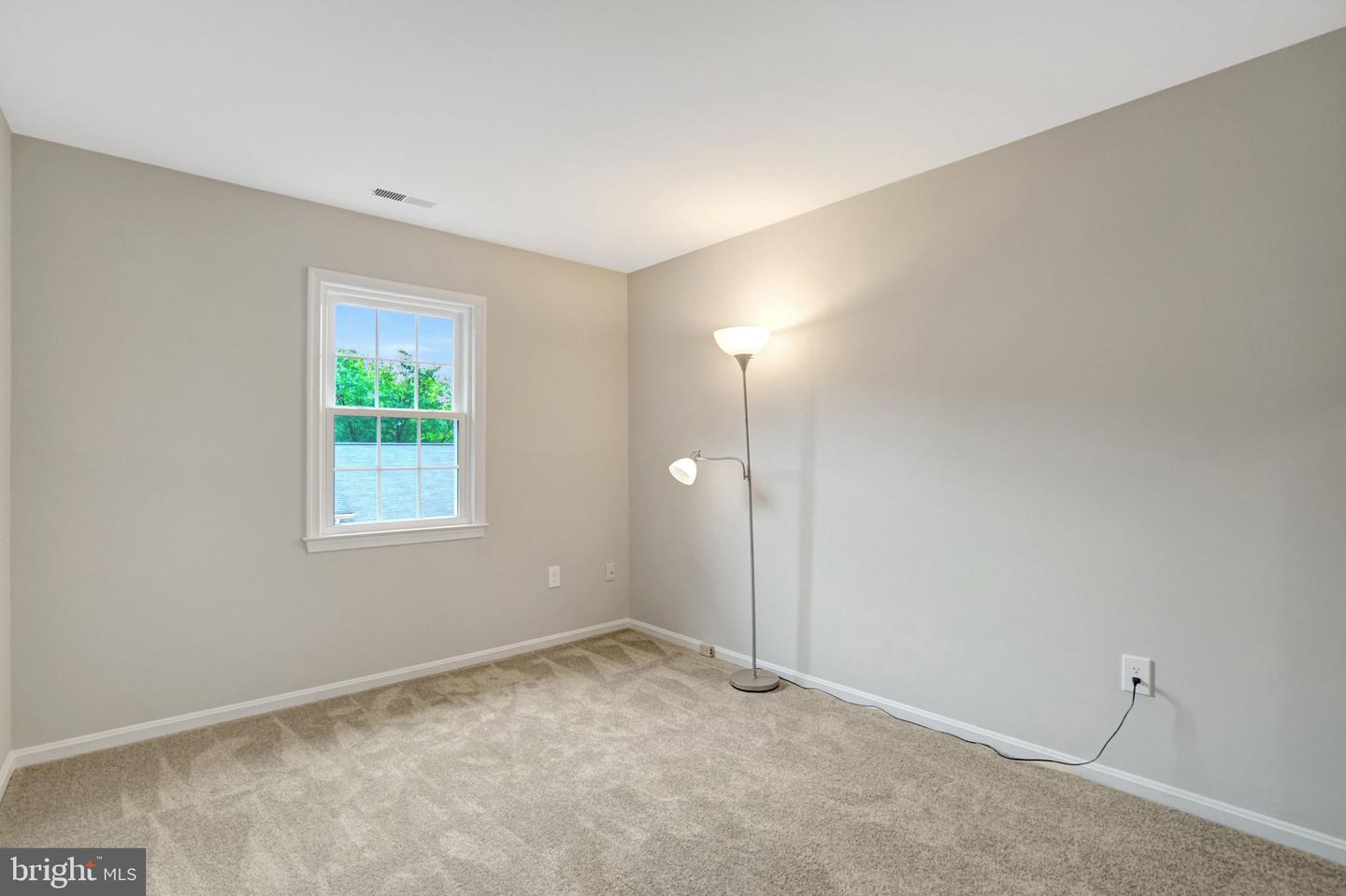 6402 Seven Oaks Ct Property Photo 19