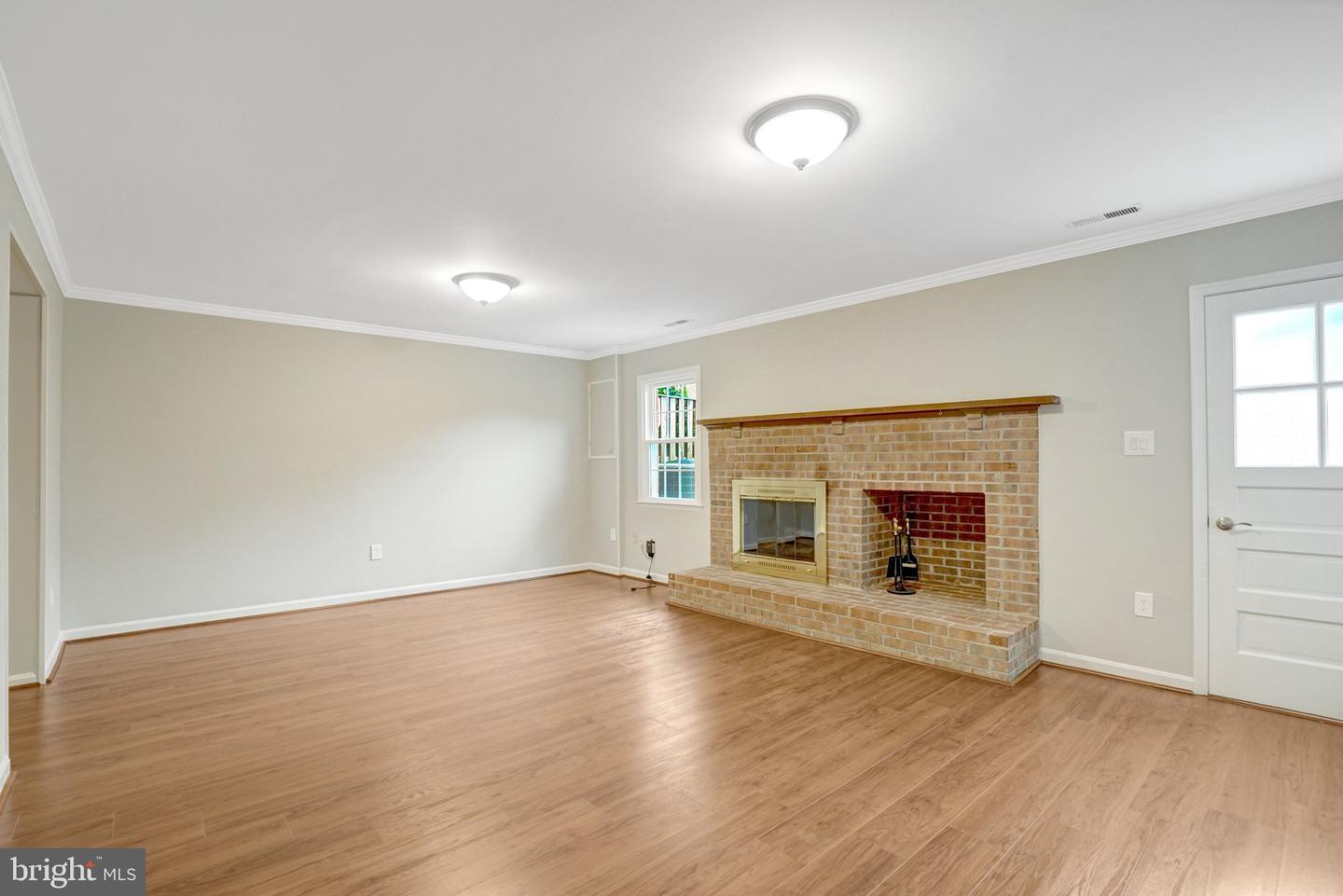 6402 Seven Oaks Ct Property Photo 29