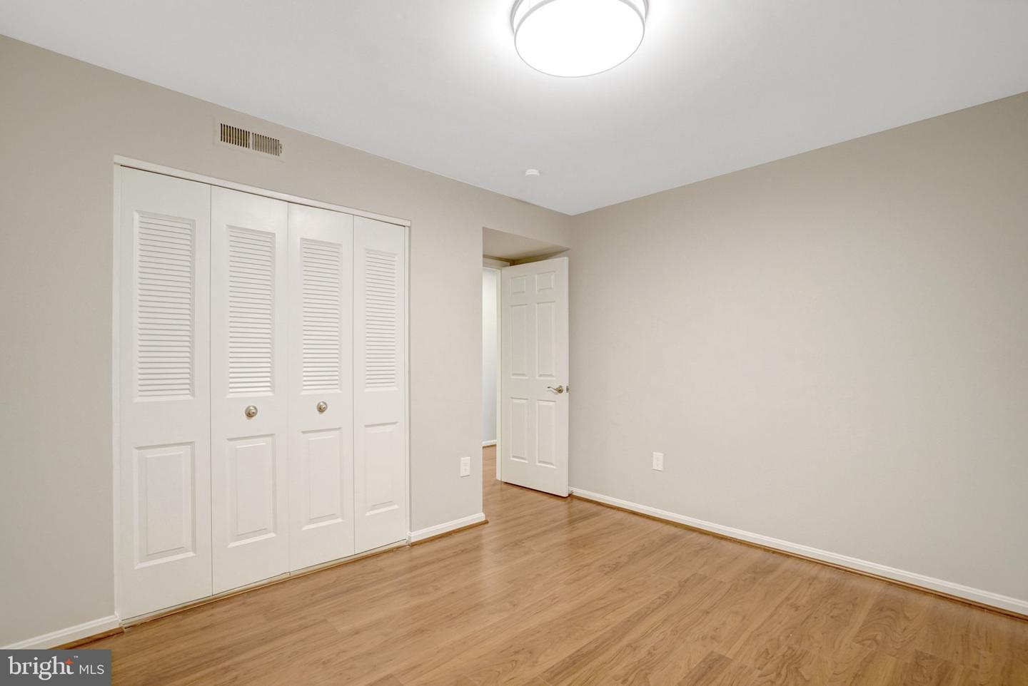 6402 Seven Oaks Ct Property Photo 35