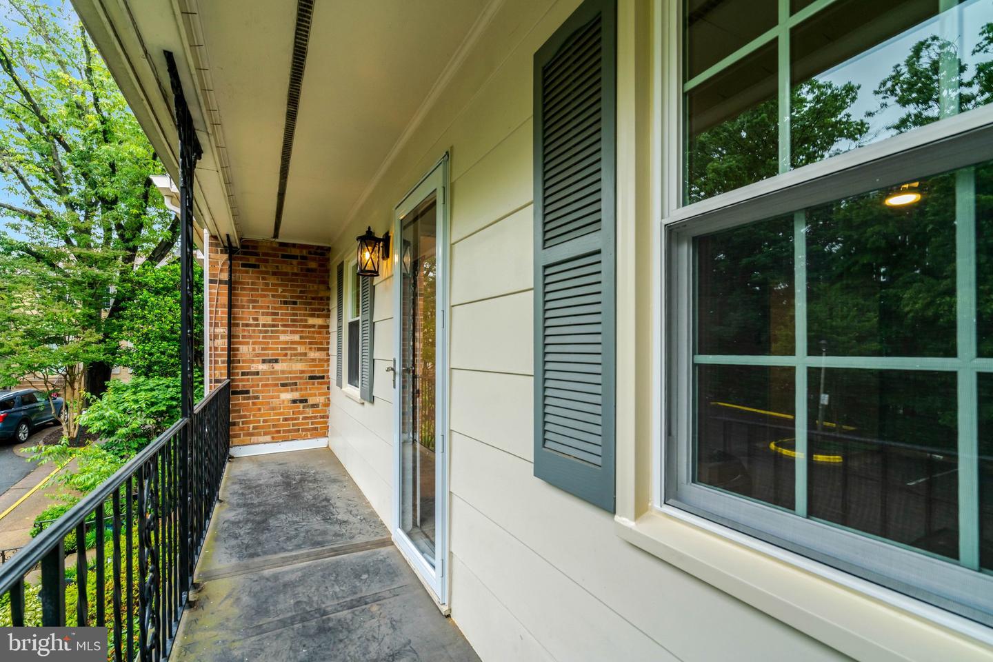 6402 Seven Oaks Ct Property Photo 38