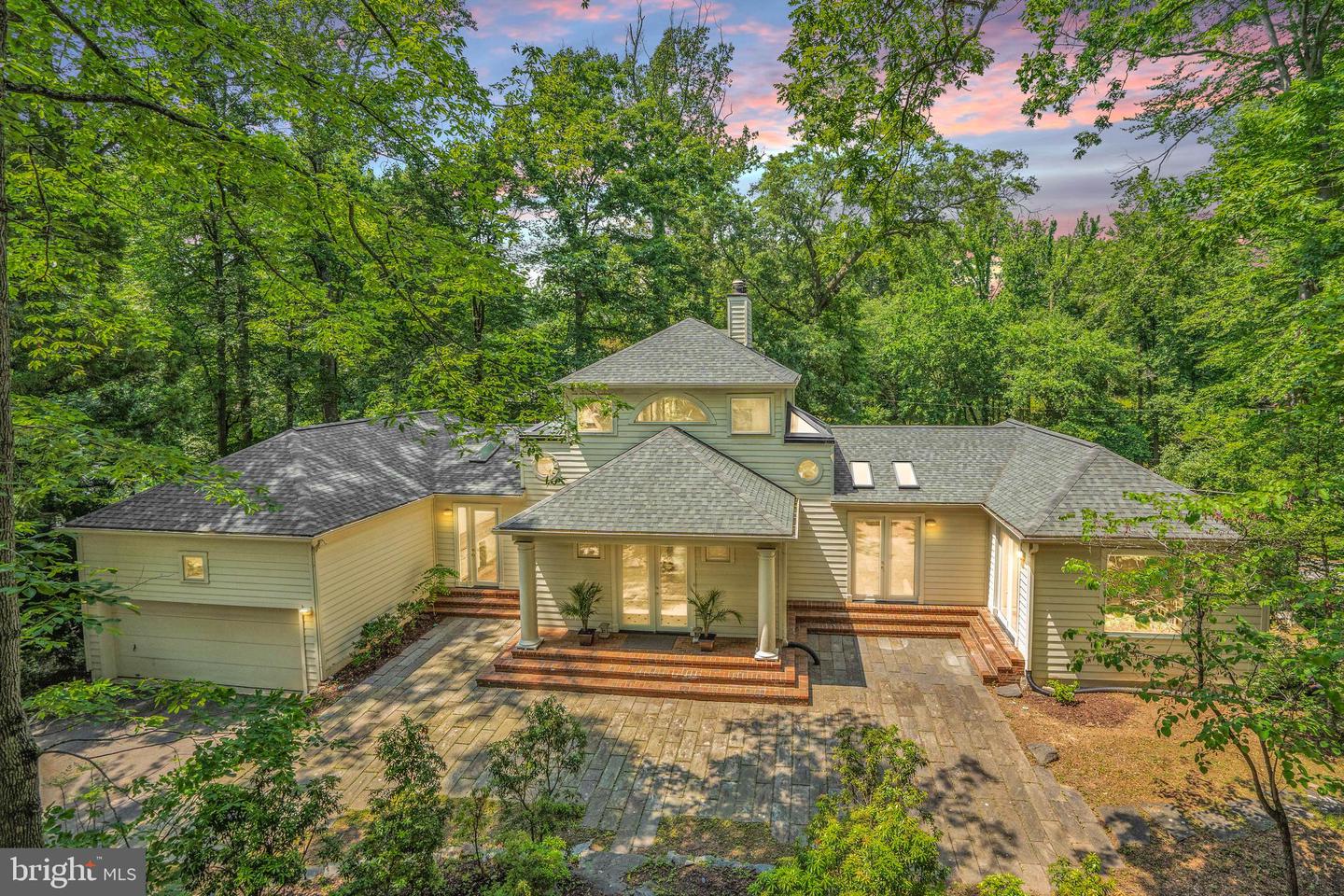 926 SAIGON RD Property Photo 1