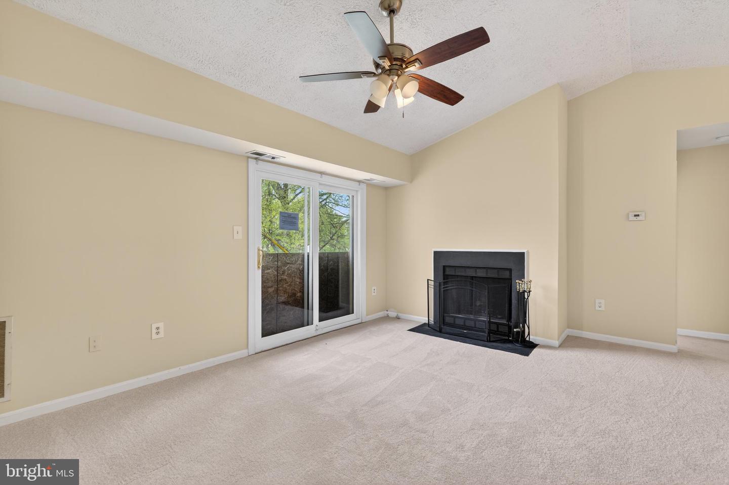 5708 Shadwell Ct #106 Property Photo 2