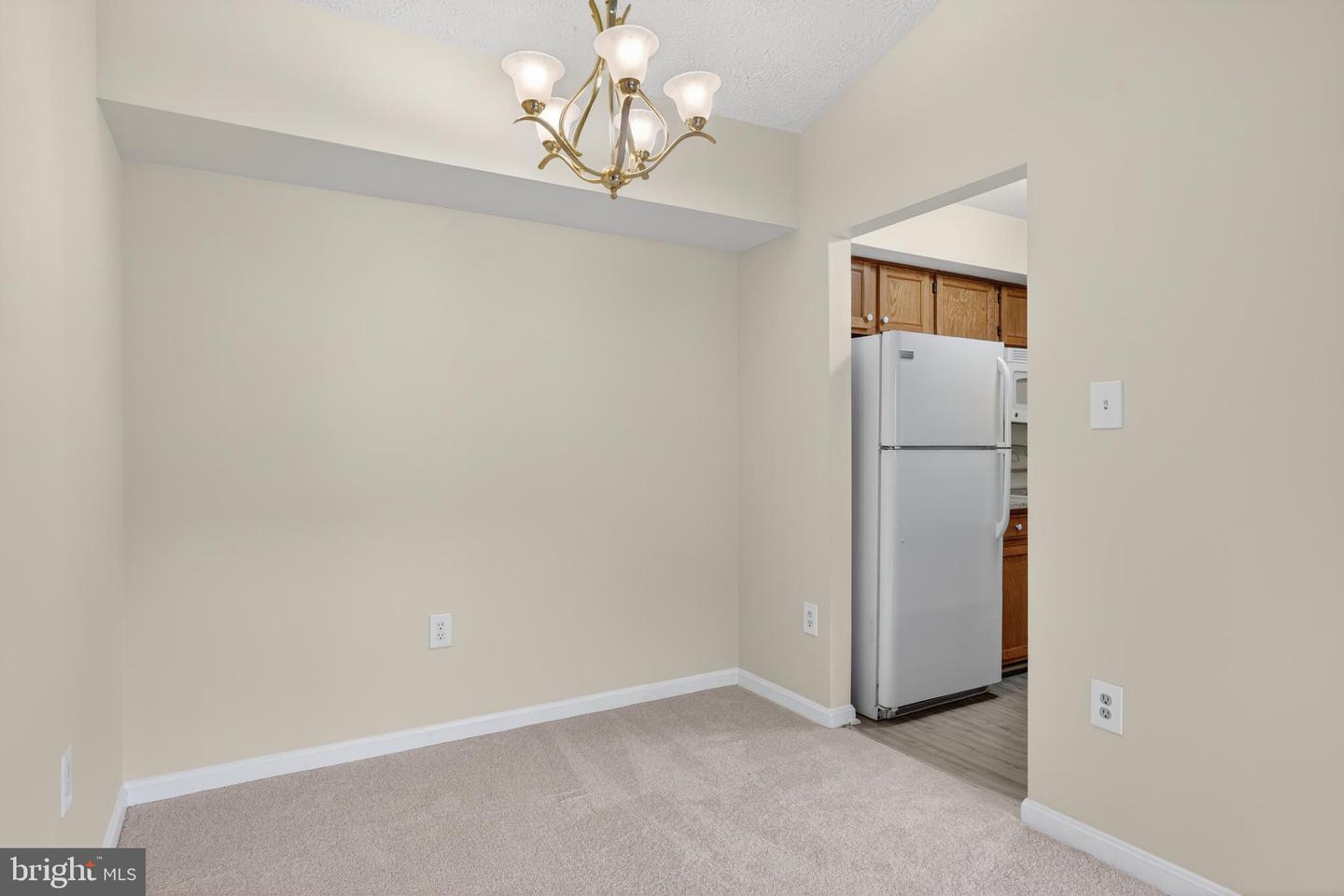 5708 Shadwell Ct #106 Property Photo 7