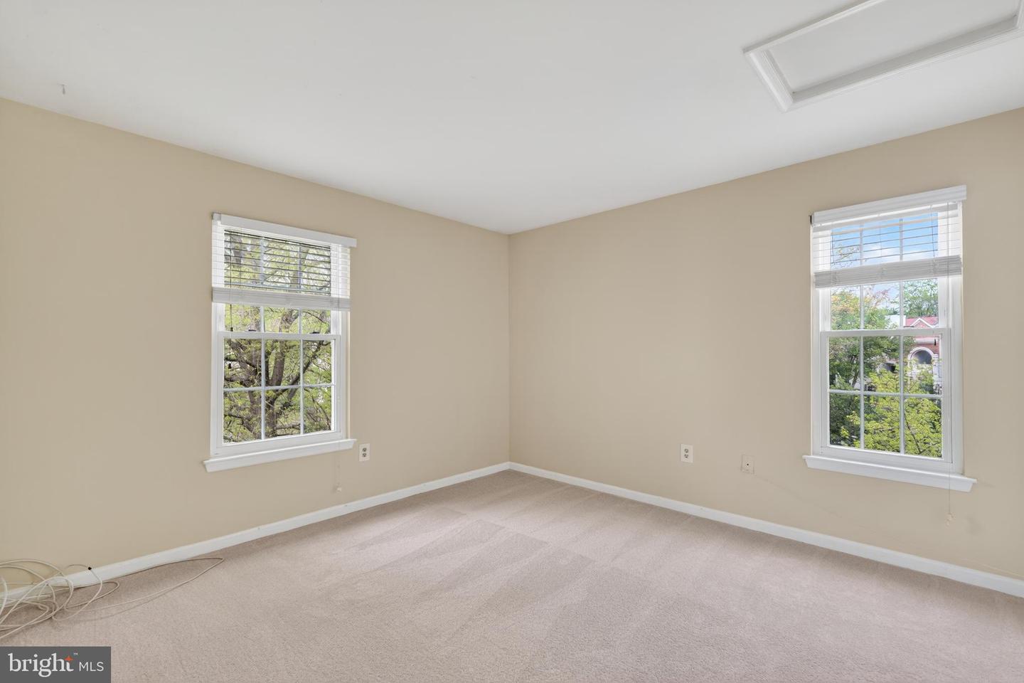 5708 Shadwell Ct #106 Property Photo 15