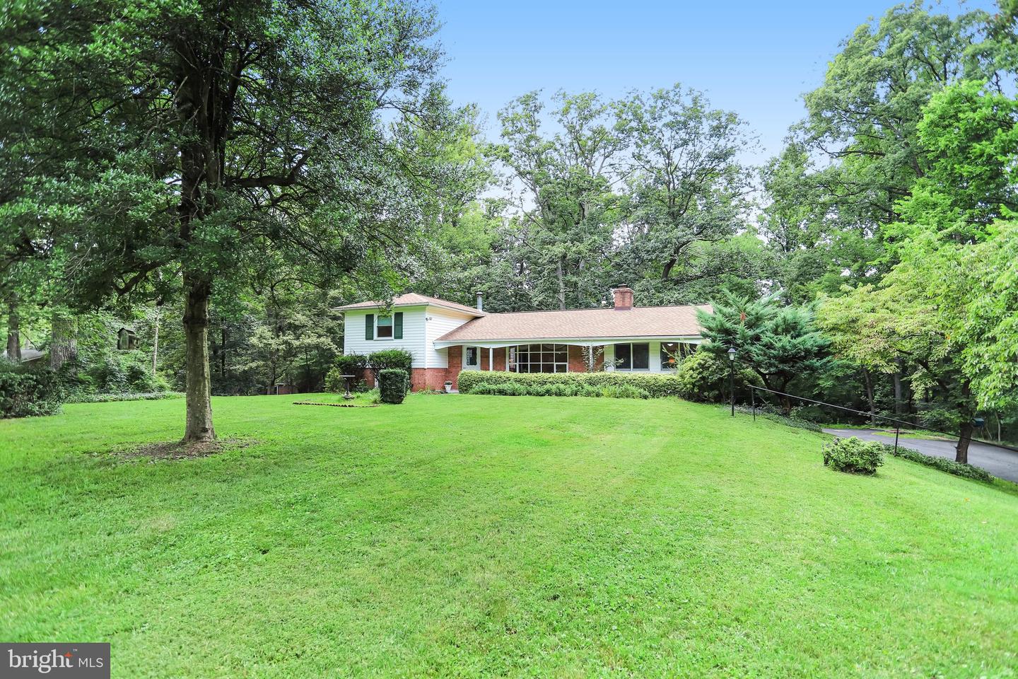 12830 Oxon Rd Property Photo 1