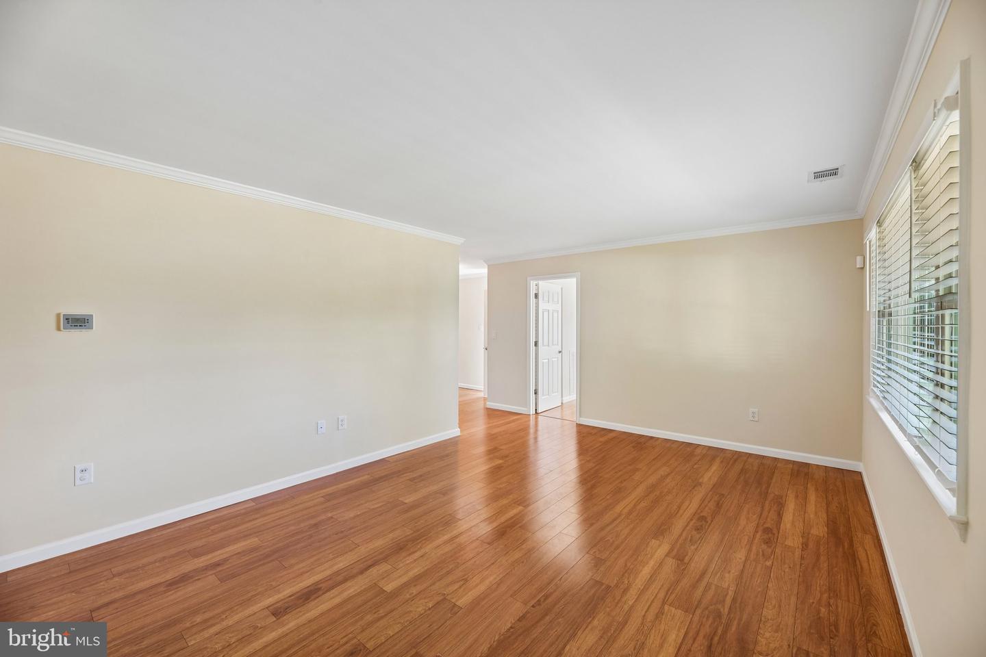 3304 Piper Ln Property Photo 5