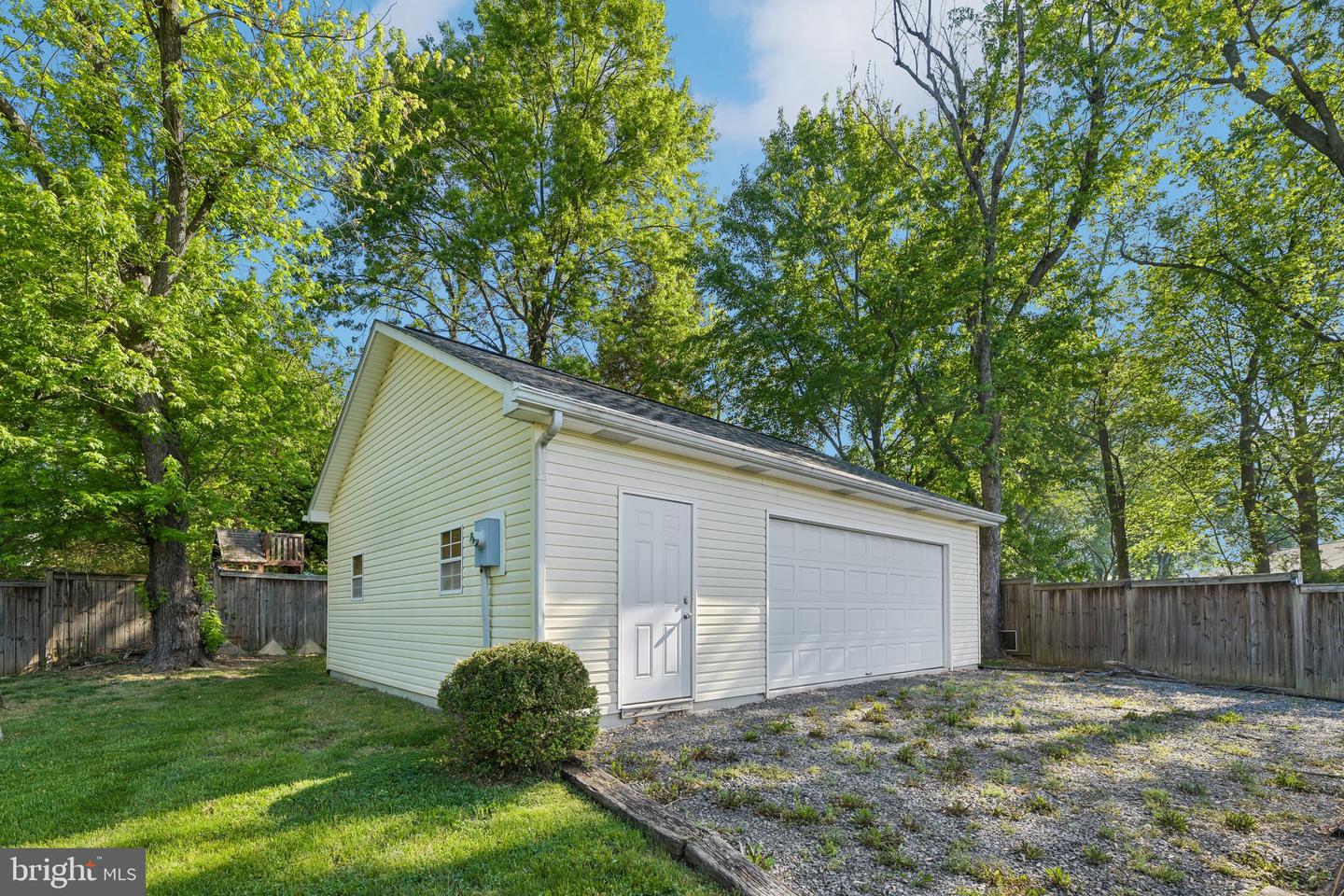 3304 Piper Ln Property Photo 40