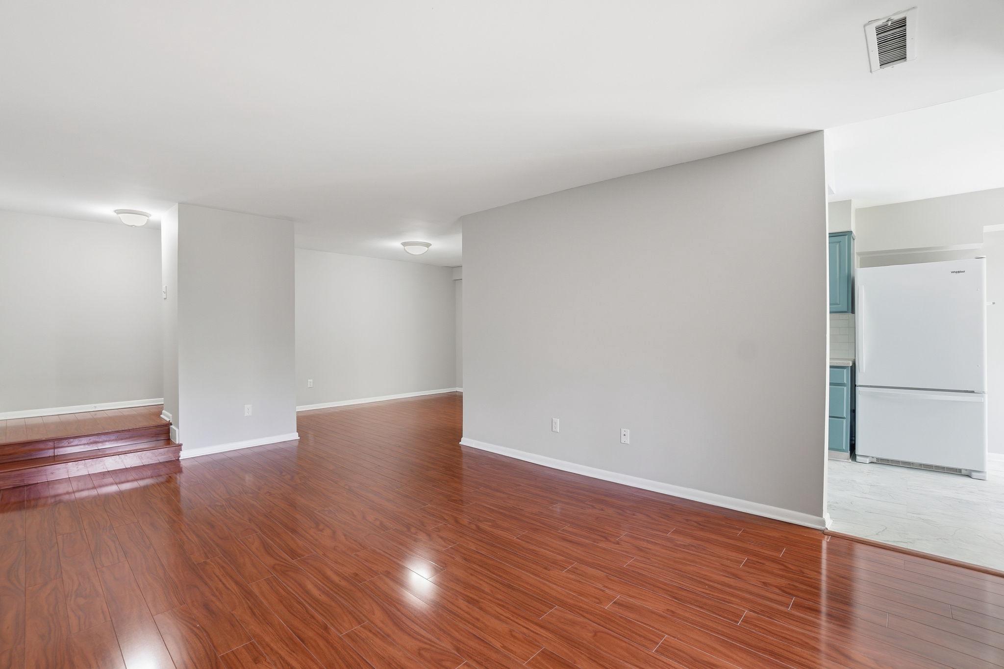 11228 Chestnut Grove Sq #132 Property Photo 8