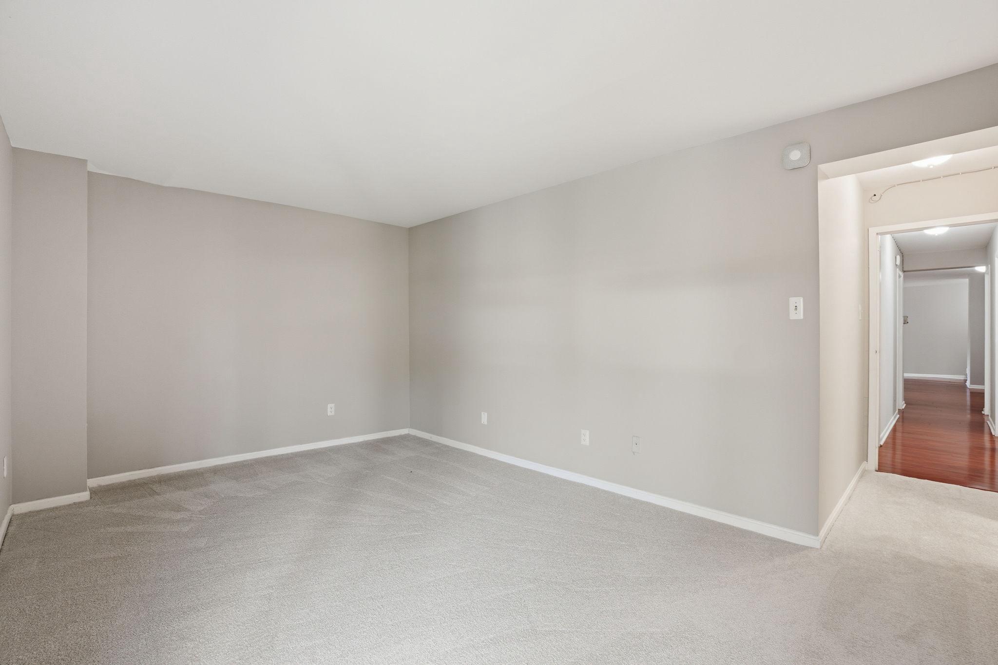 11228 Chestnut Grove Sq #132 Property Photo 10