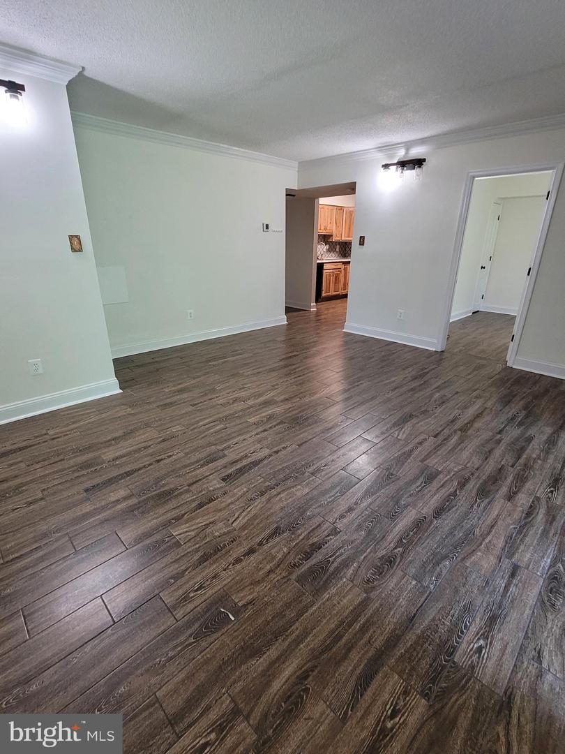 3808 Laramie Pl #b Property Photo 8