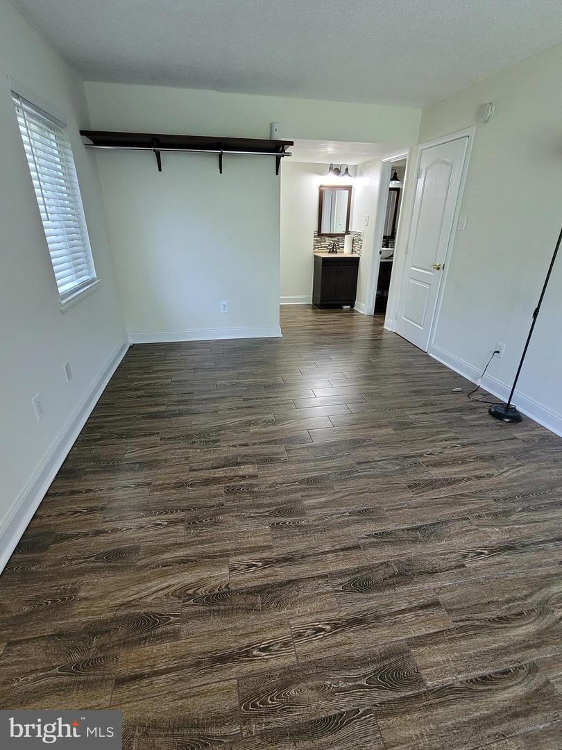 3808 Laramie Pl #b Property Photo 14