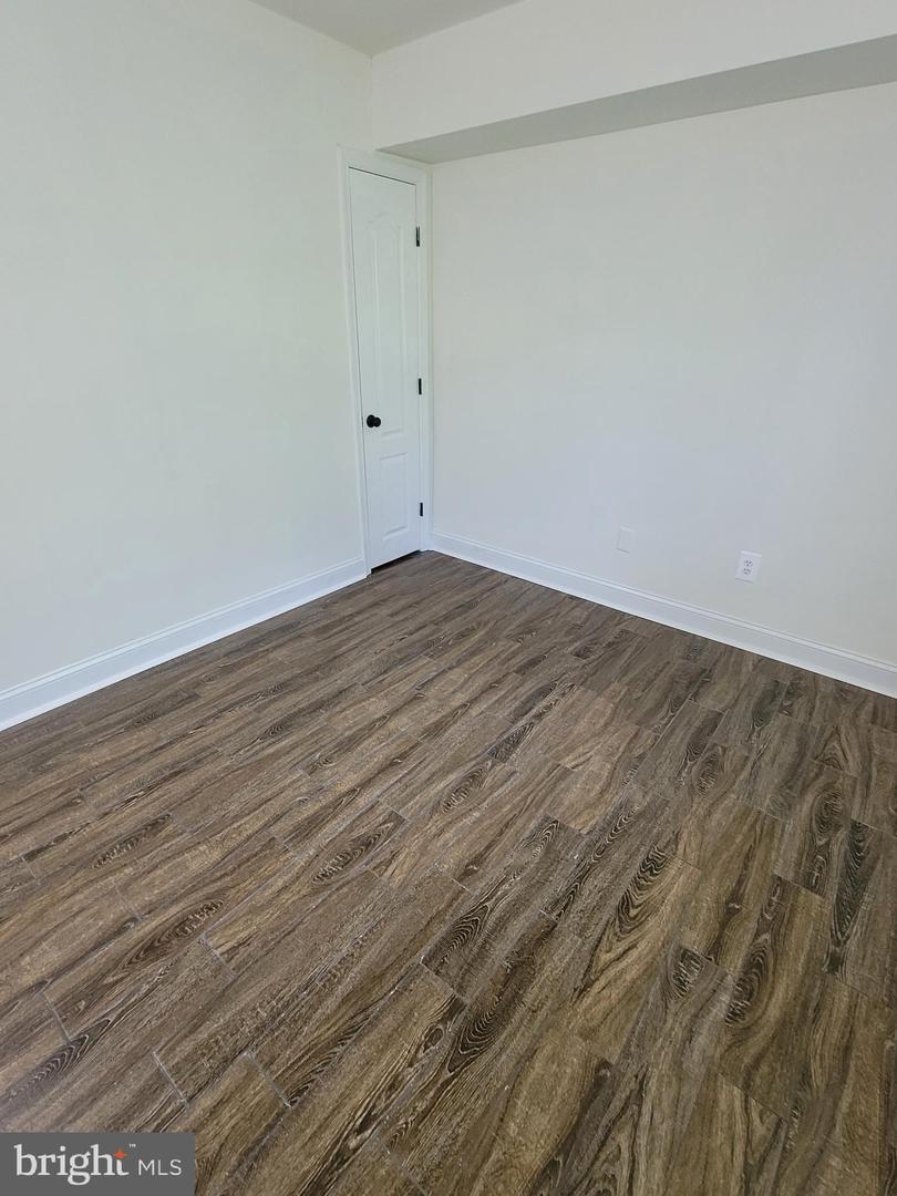 3808 Laramie Pl #b Property Photo 16