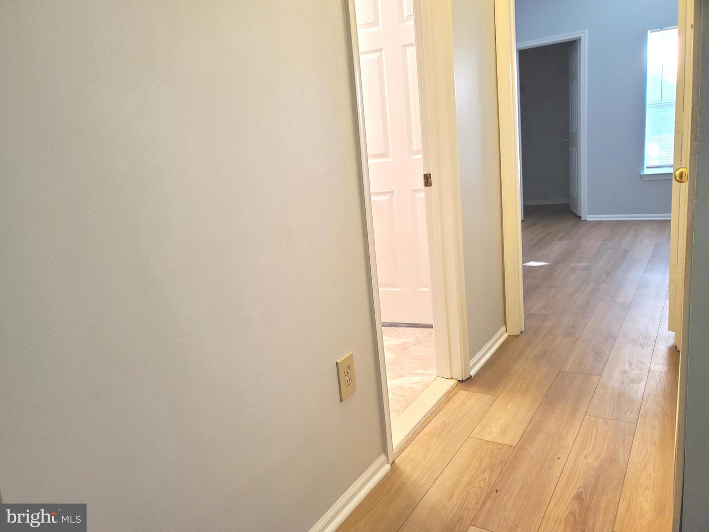 6005 Rosebud Ln #301 Property Photo 14