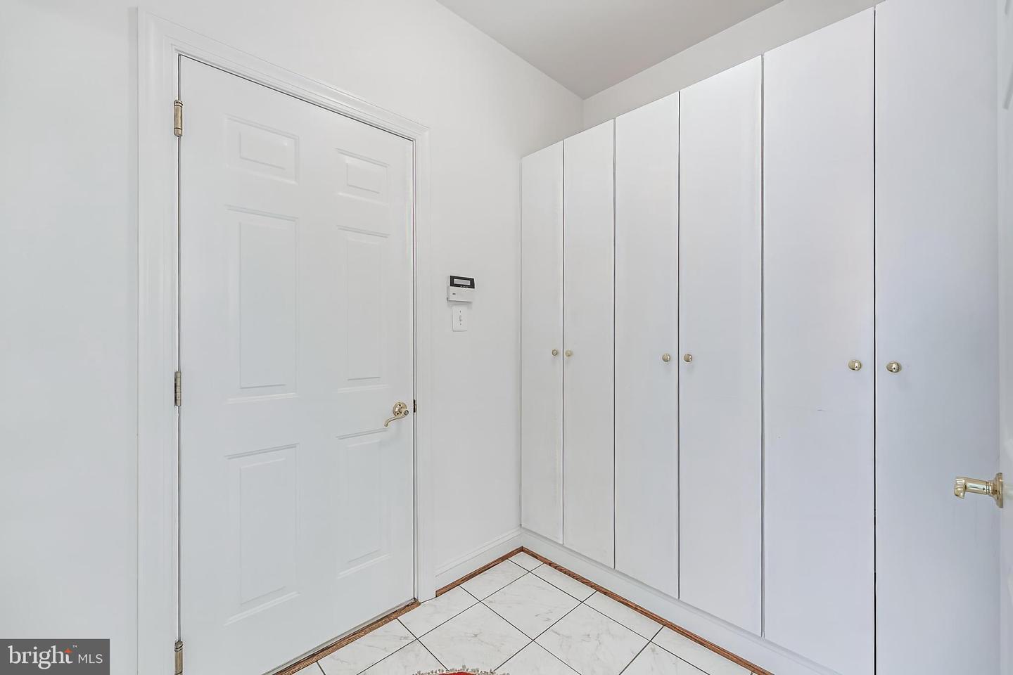 1051 Northfalls Ct Property Photo 29