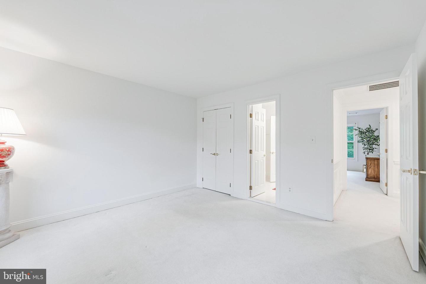 1051 Northfalls Ct Property Photo 41