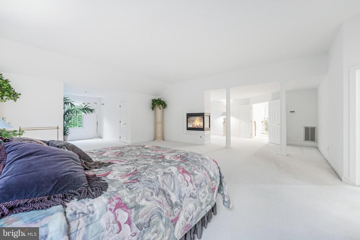 1051 Northfalls Ct Property Photo 47