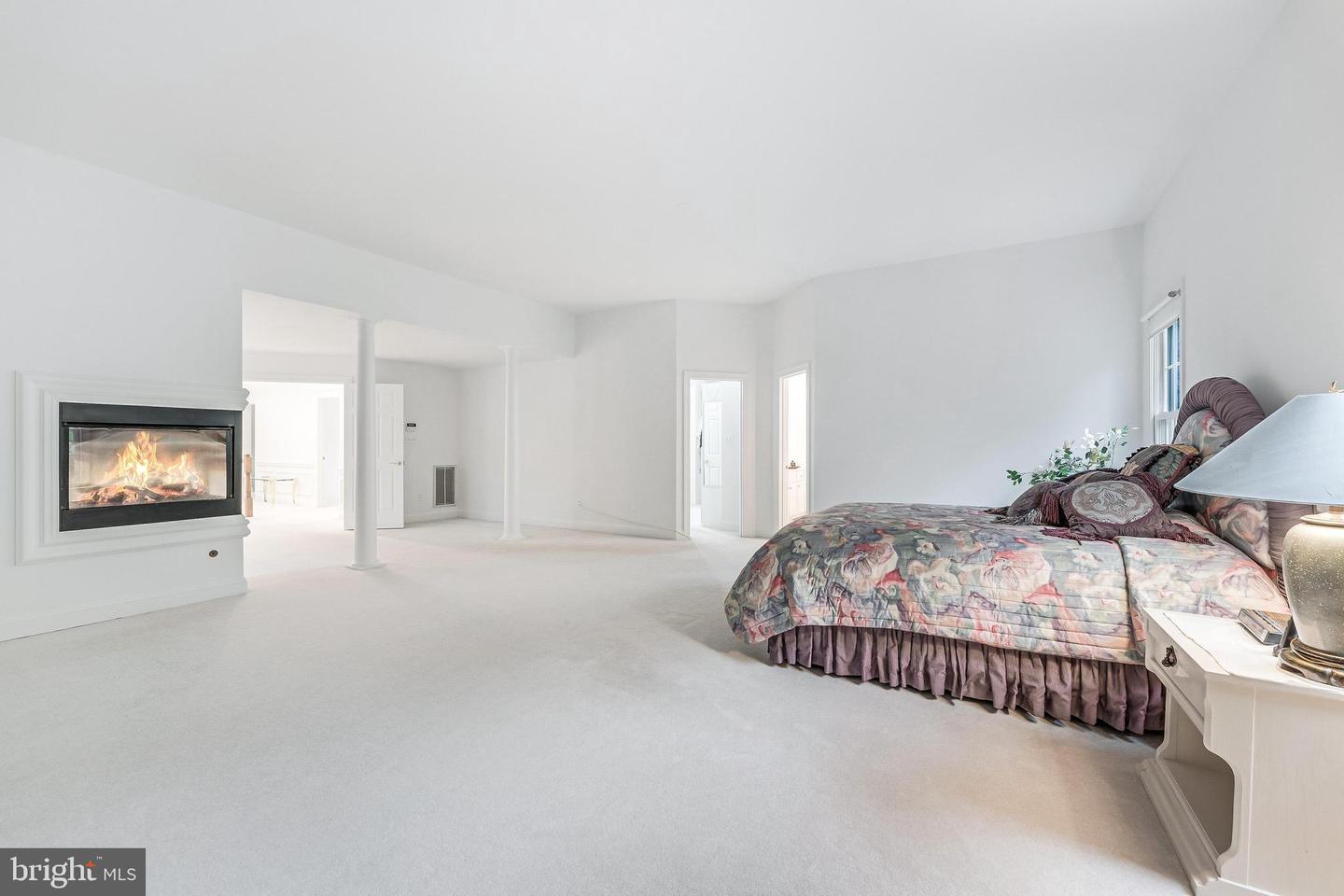 1051 Northfalls Ct Property Photo 48