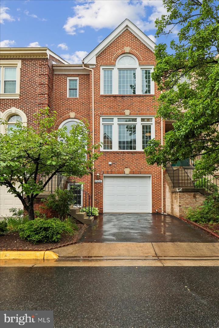 6488 SHARON KAY CT
