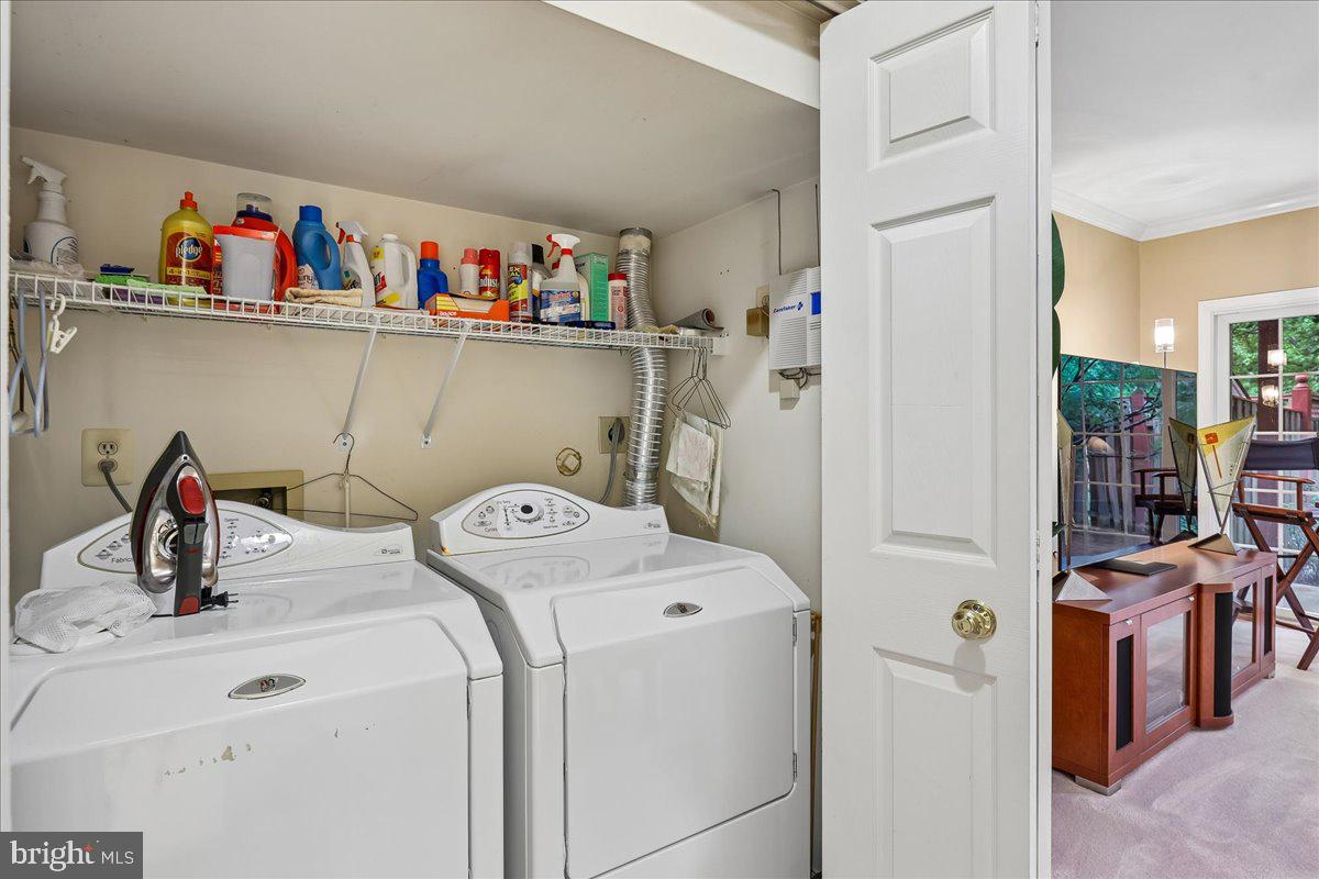 6488 Sharon Kay Ct Property Photo 33