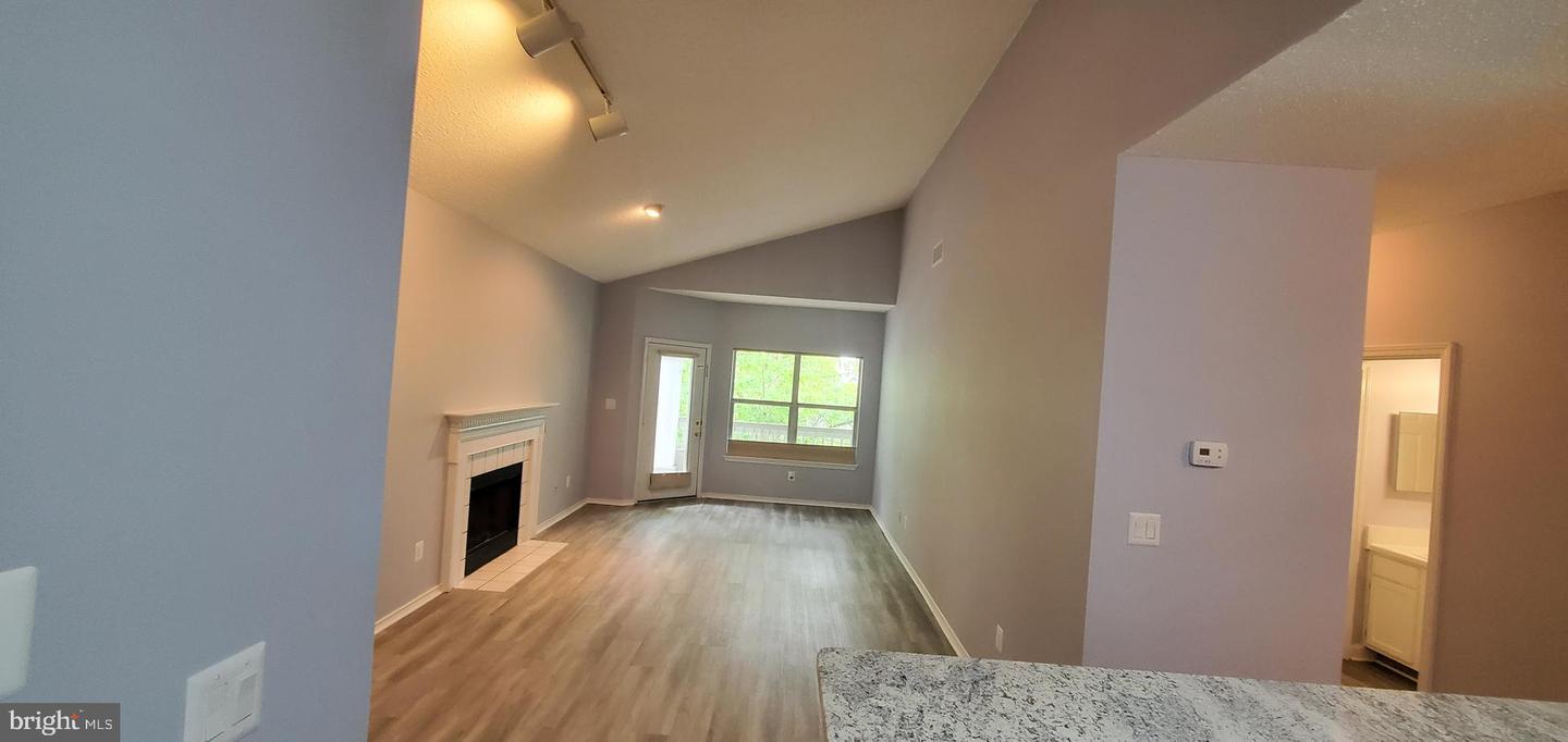 4417 Fair Stone Dr #303 Property Photo 6