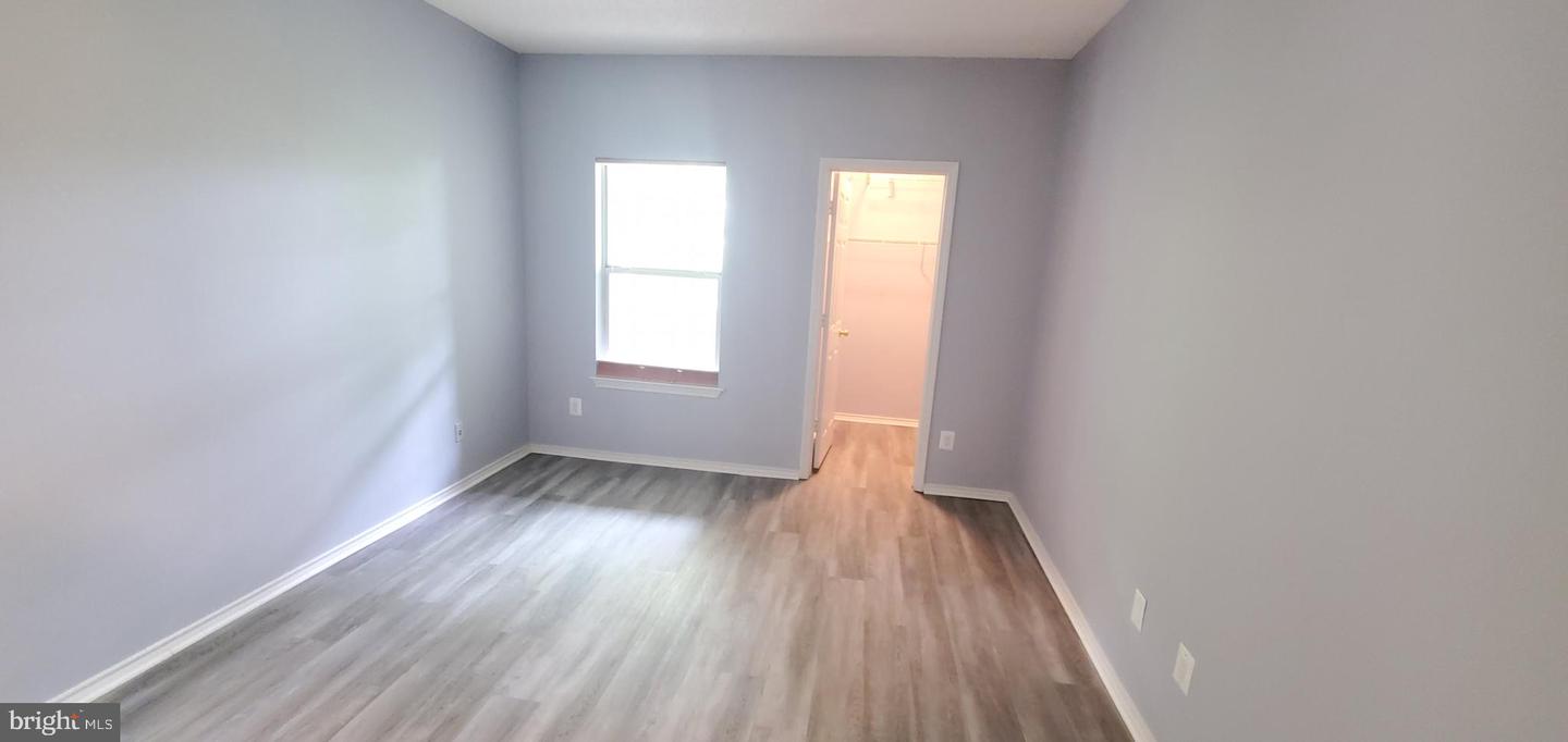 4417 Fair Stone Dr #303 Property Photo 10