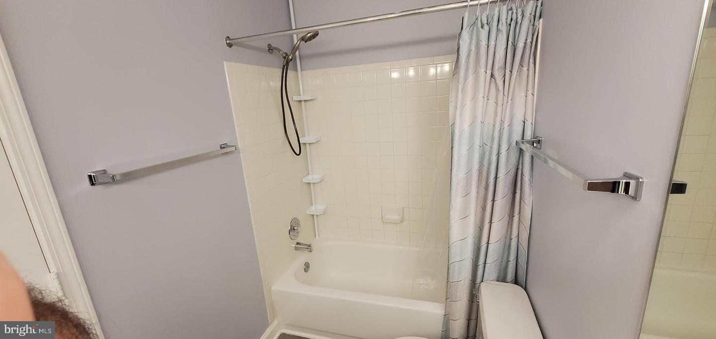 4417 Fair Stone Dr #303 Property Photo 11