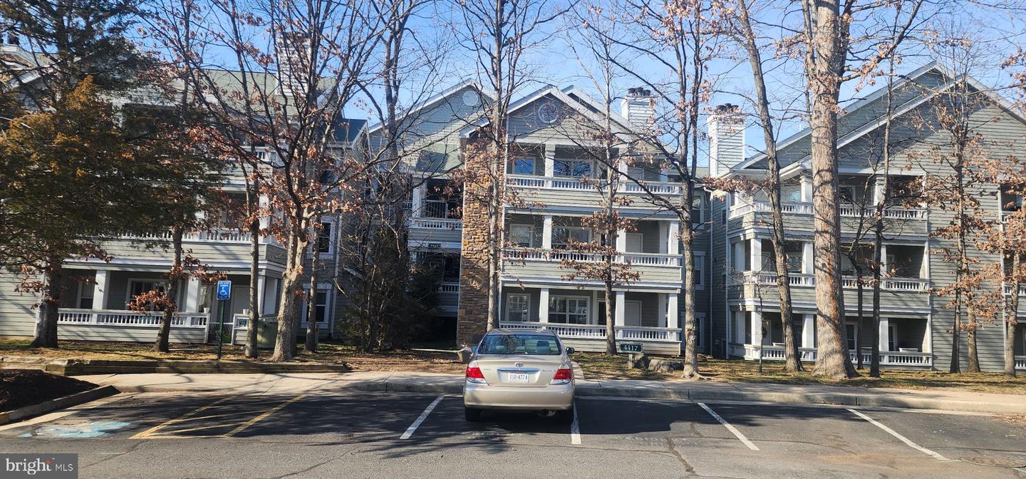 4417 Fair Stone Dr #303 Property Photo 21