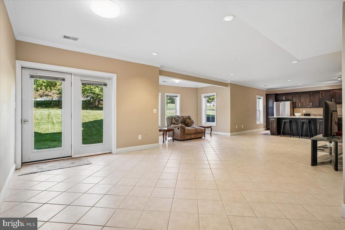 11040 Heathland Dr Property Photo 37