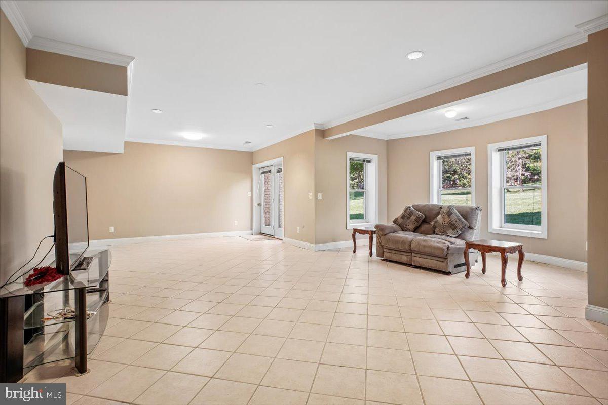 11040 Heathland Dr Property Photo 42