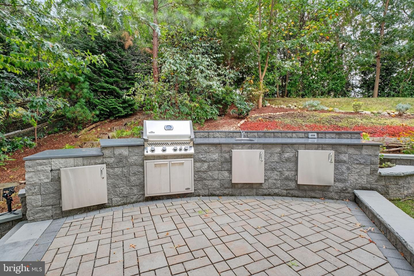 2136 Powhatan St Property Photo 54