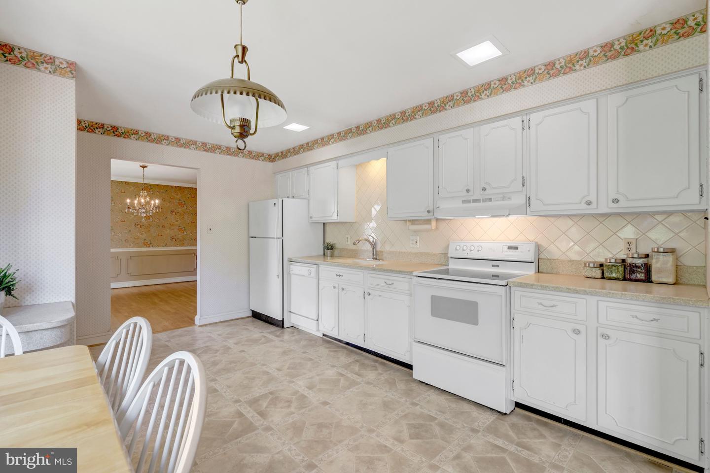 6413 Noble Dr Property Photo 25