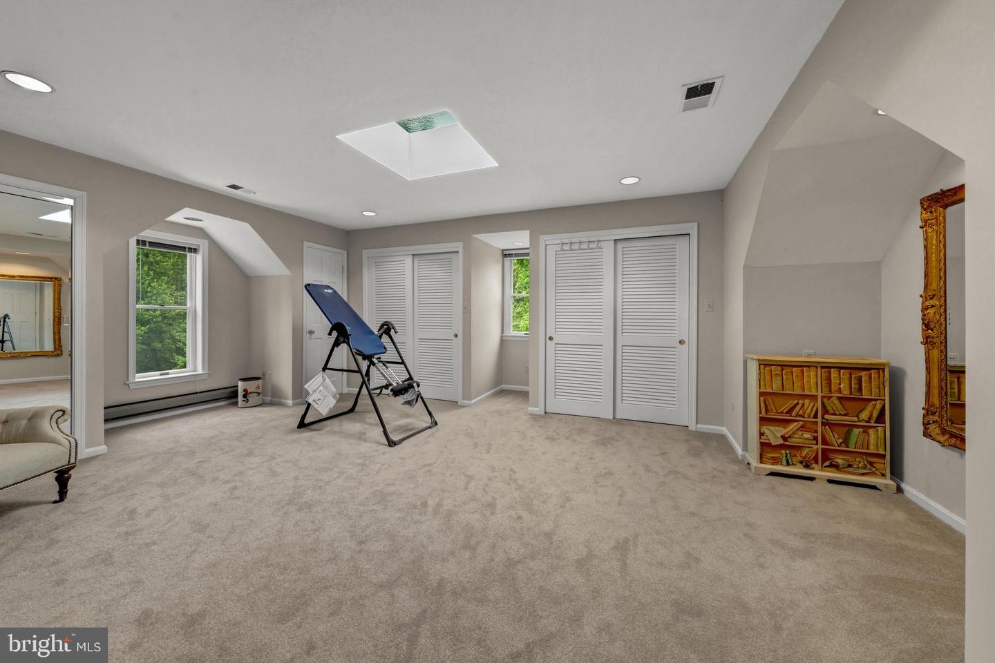 7018 Green Oak Dr Property Photo 30