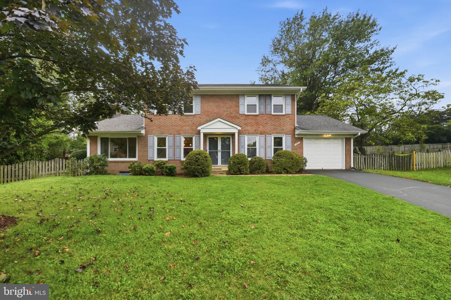 1301 Lopp Ct Property Photo 1