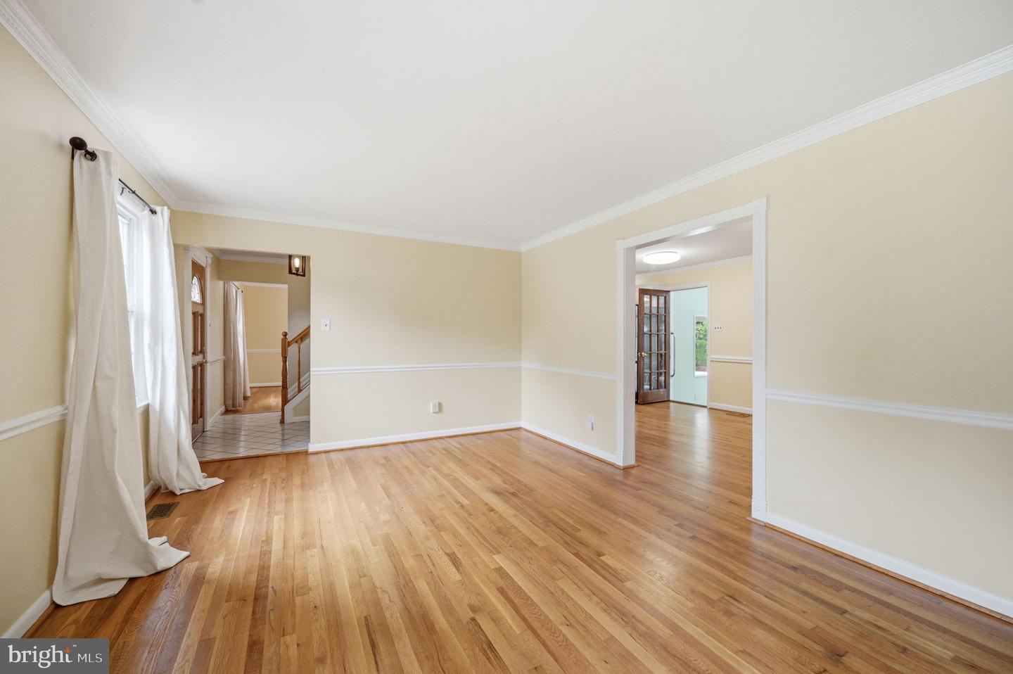 6214 Erman St Property Photo 18