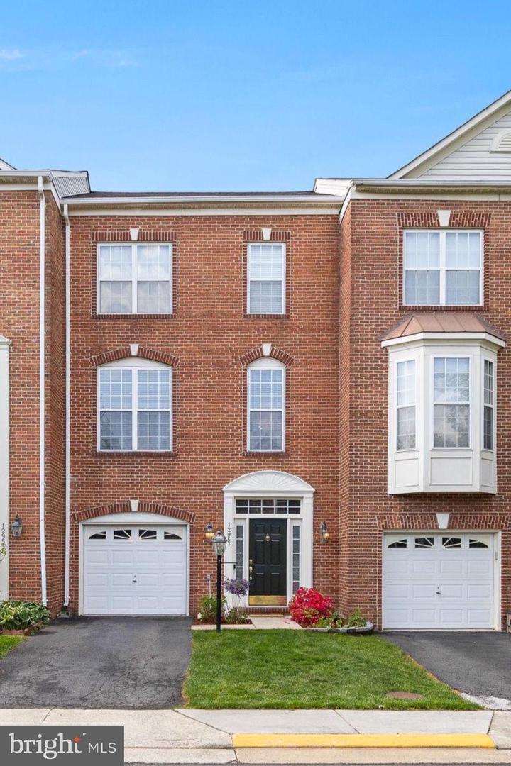 12957 WOOD CRESCENT CIR