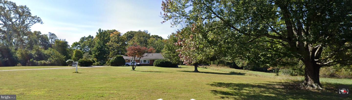 900 Seneca Rd Property Photo 1