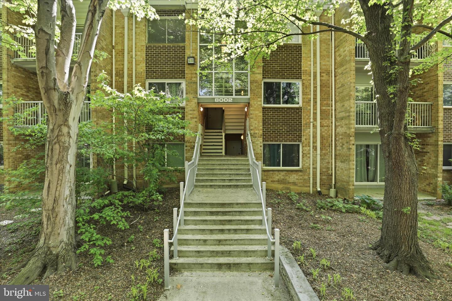 8002 Le Havre Pl #12 Property Photo 1