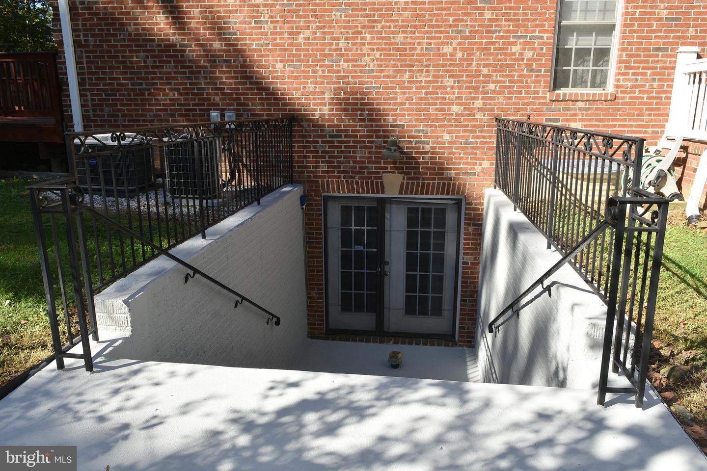 12511 Rochester Dr Property Photo 15