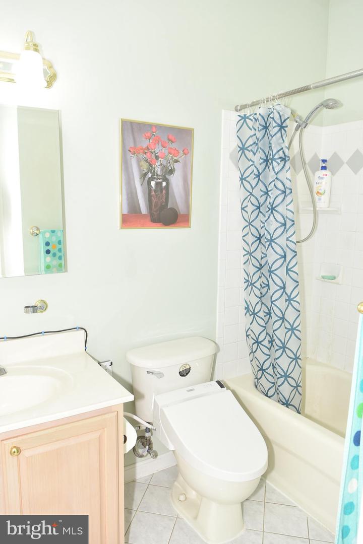 12511 Rochester Dr Property Photo 27