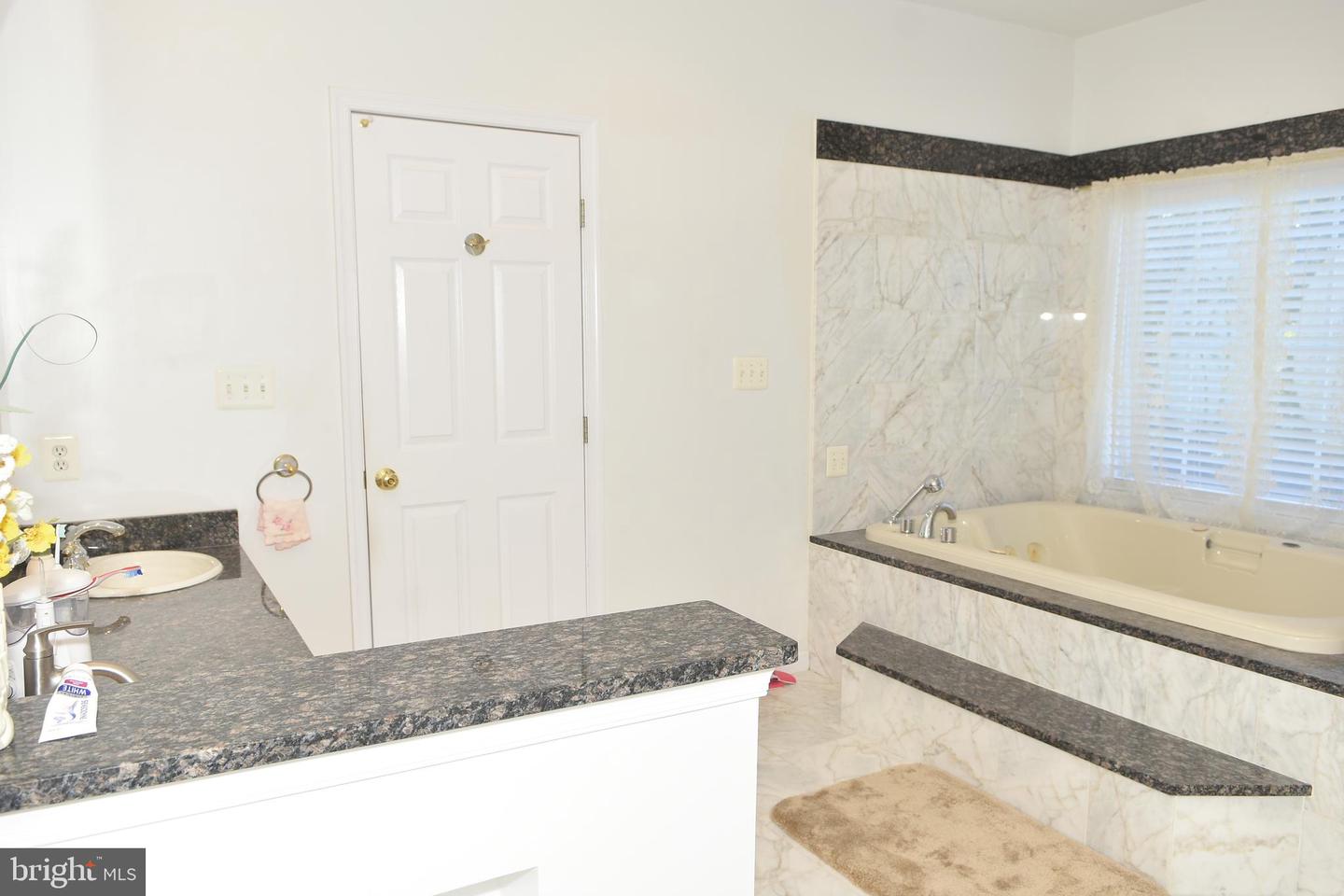 12511 Rochester Dr Property Photo 74