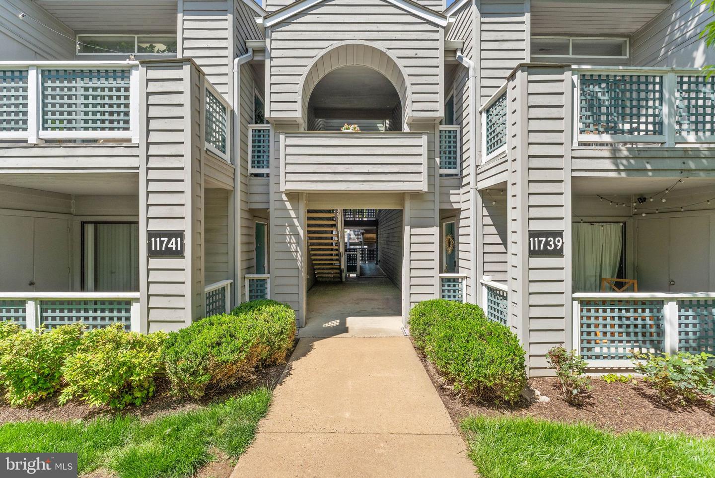 11741-a Summerchase Cir #a Property Photo 4