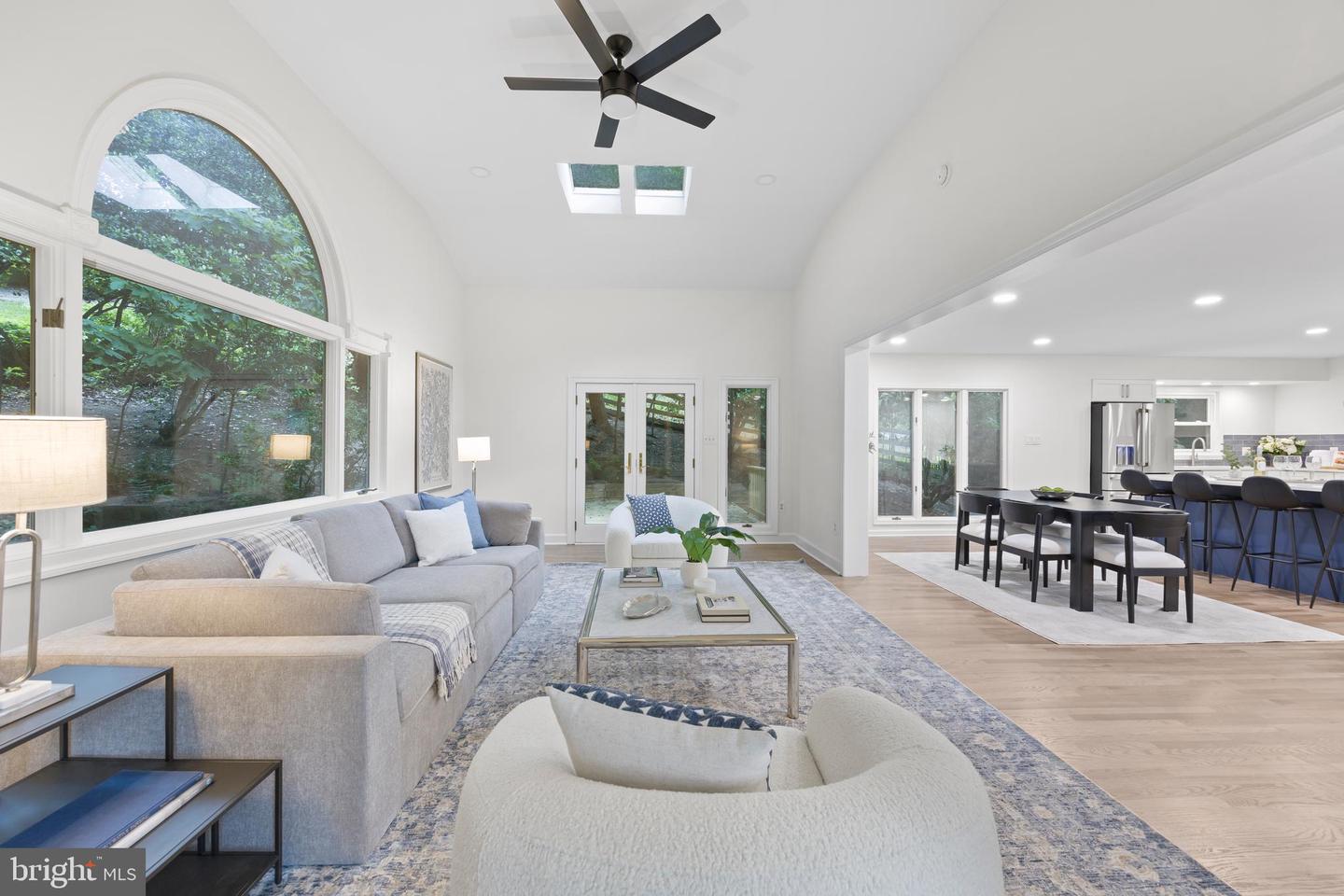 5610 Shade Tree Ln Property Photo 18