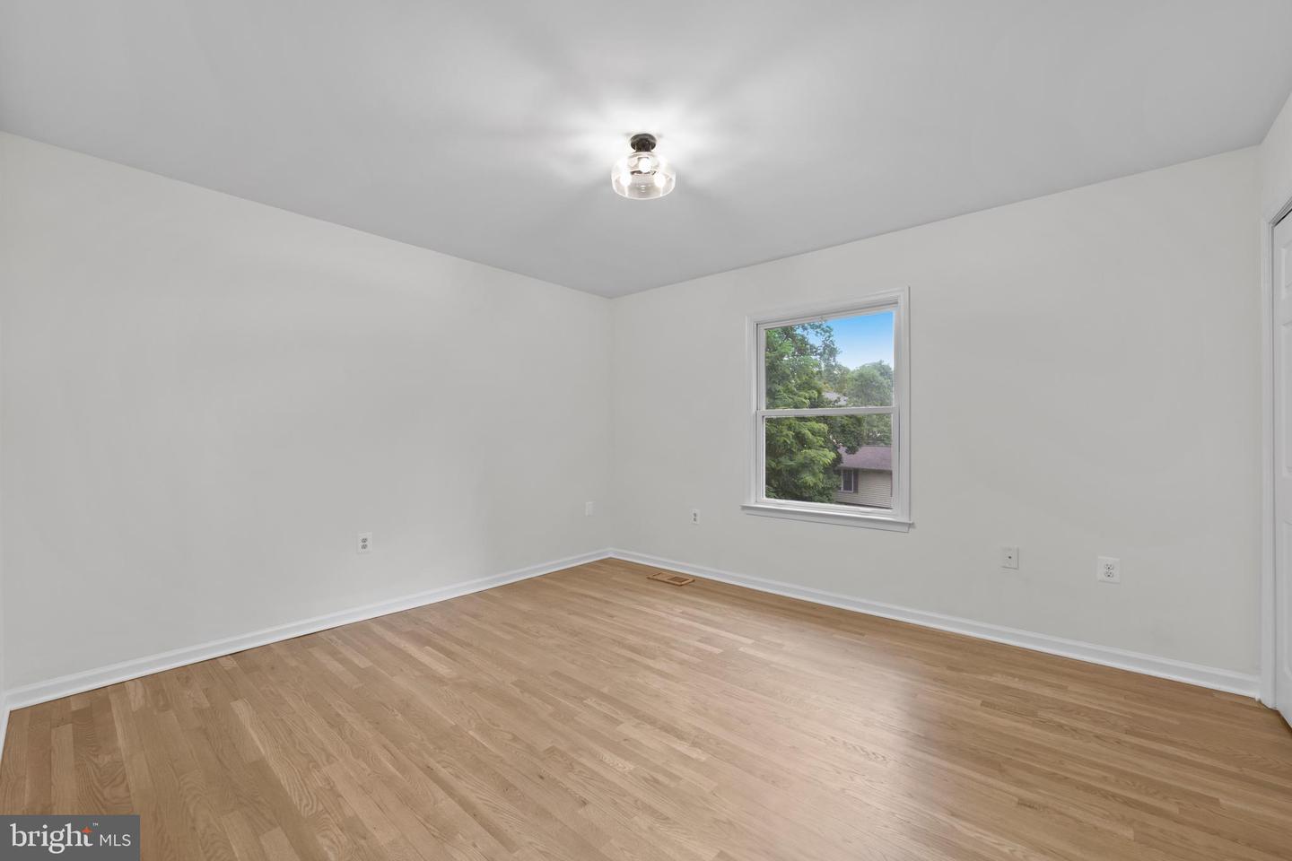 5610 Shade Tree Ln Property Photo 30