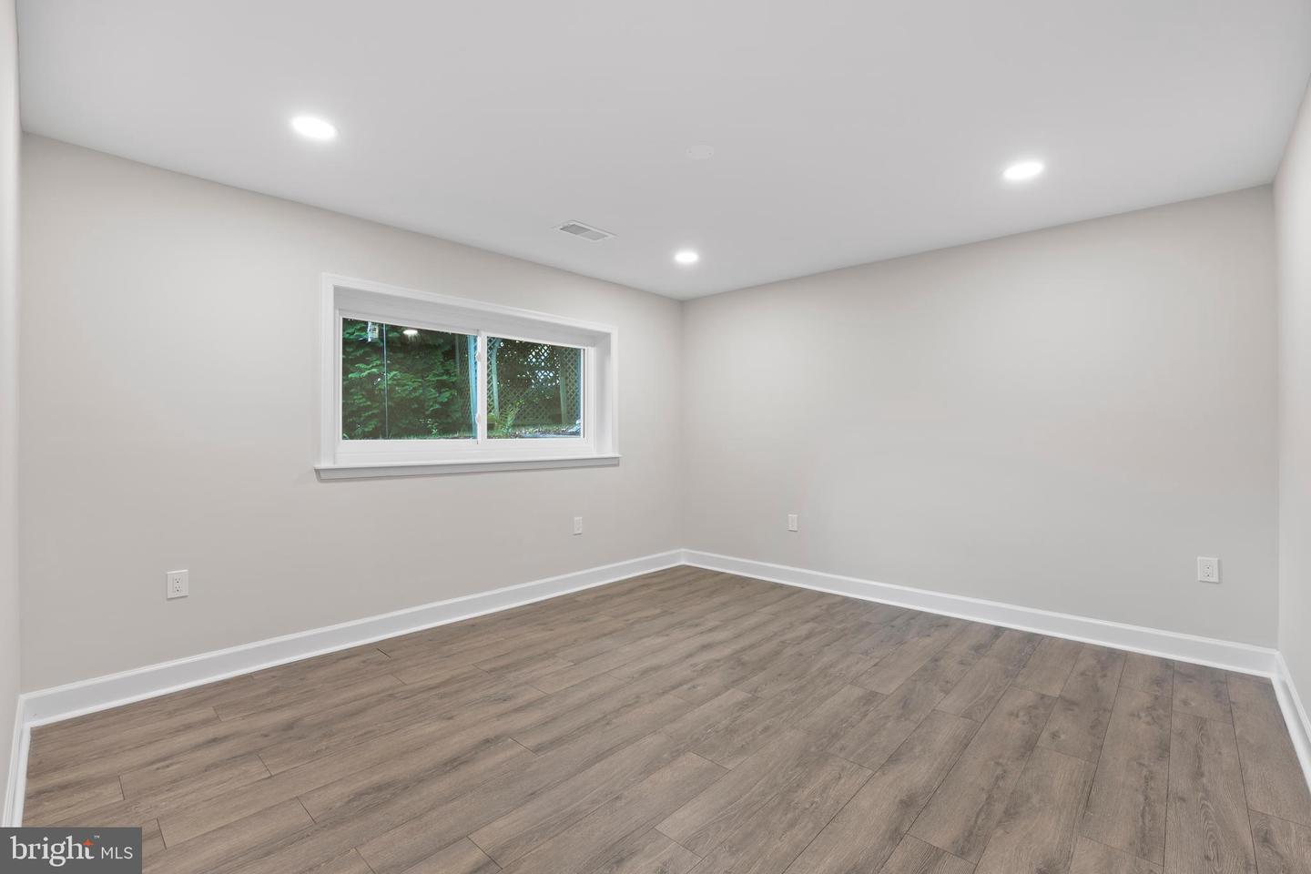 5610 Shade Tree Ln Property Photo 39