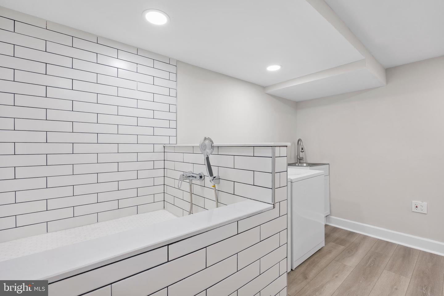 5610 Shade Tree Ln Property Photo 45