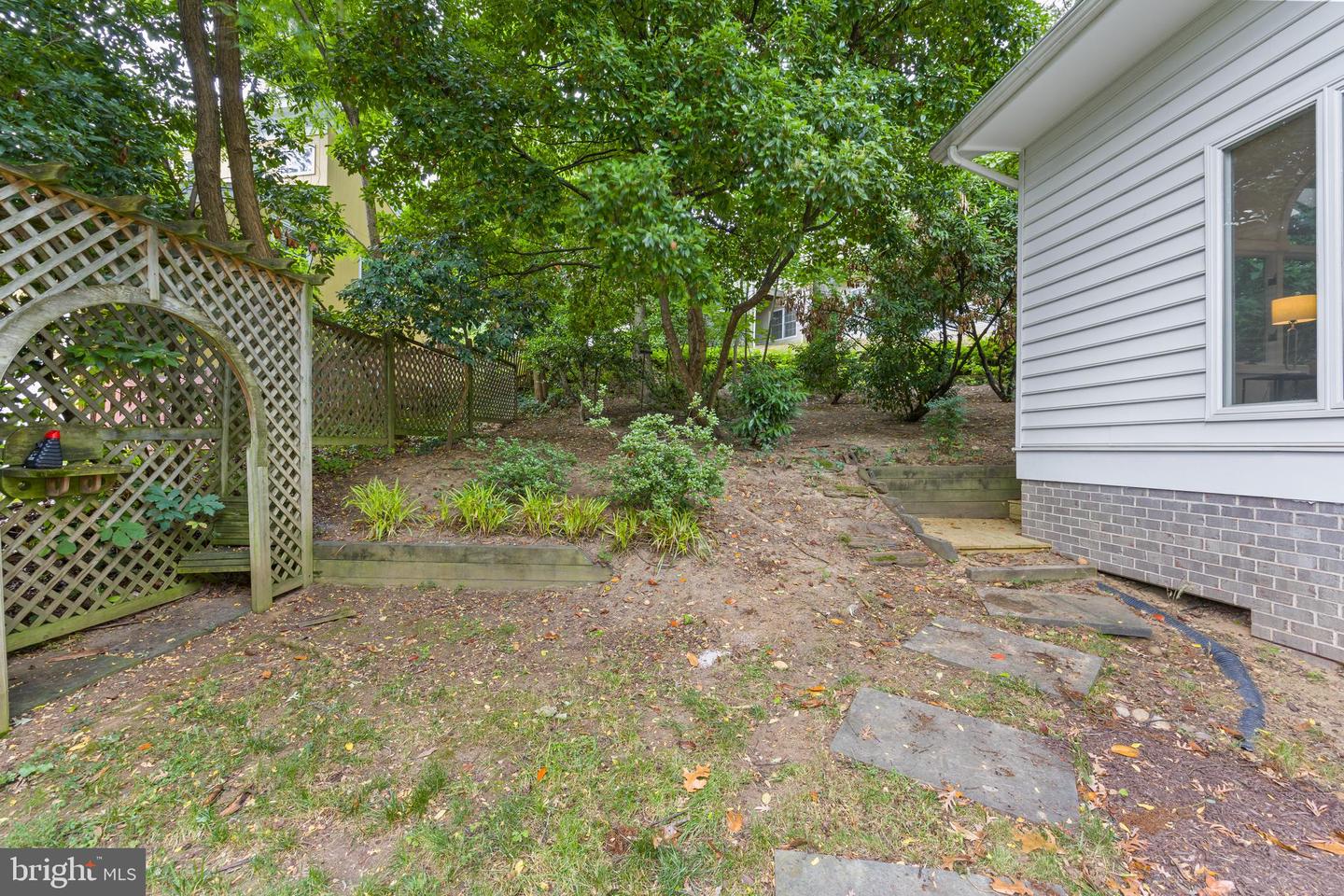 5610 Shade Tree Ln Property Photo 55