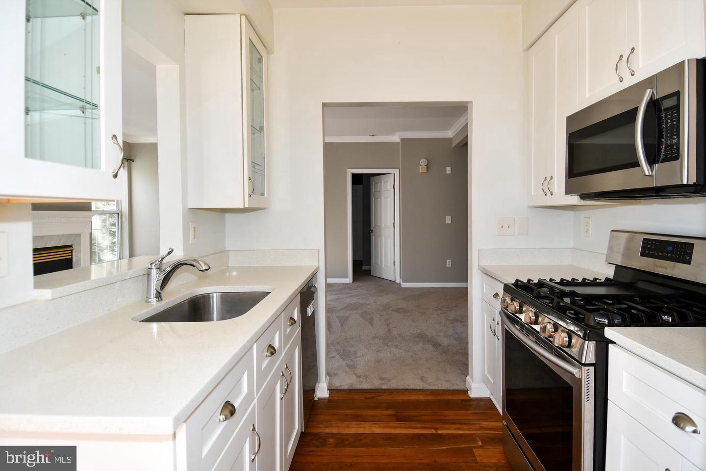 5909 Founders Hill Dr #202 Property Photo 27