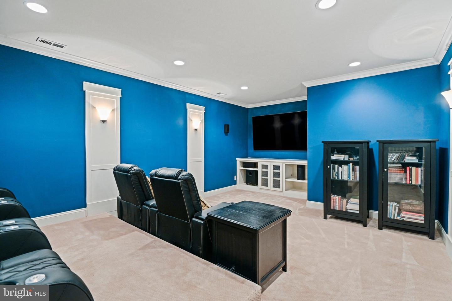 10010 High Hill Pl Property Photo 60