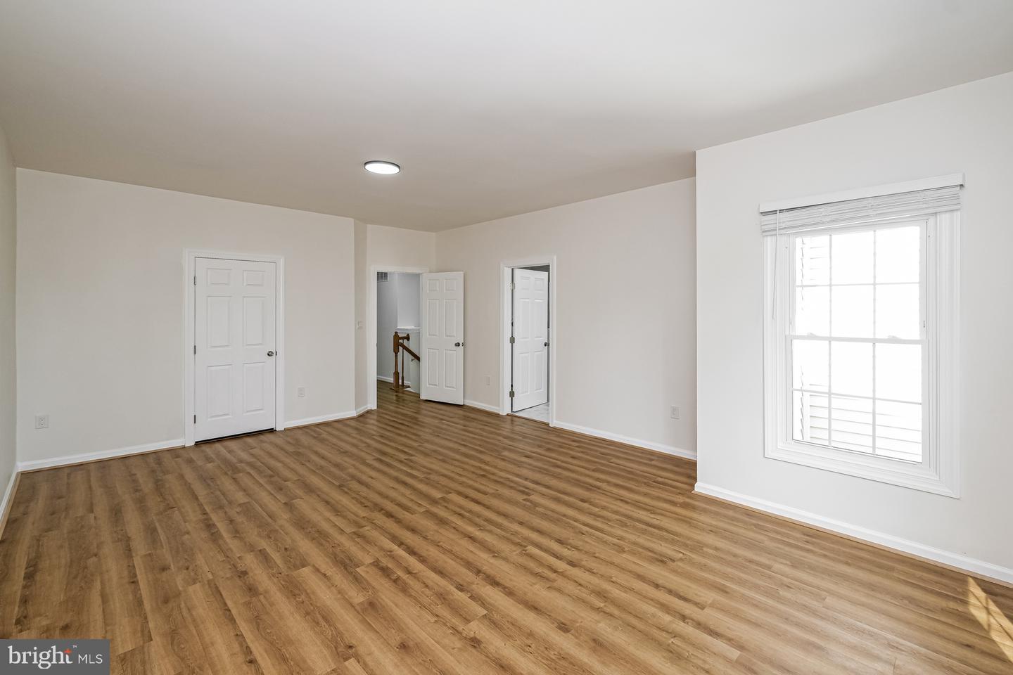 6270 Levi Ct Property Photo 4